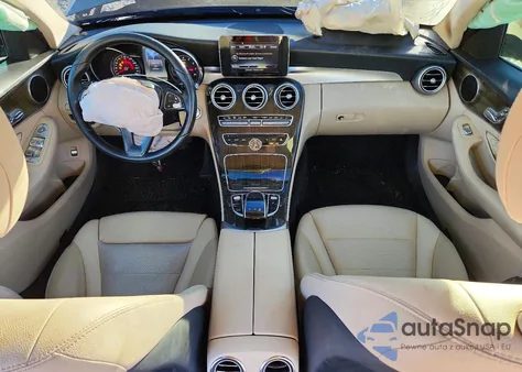 2016 Mercedes-Benz C 300 из США, поврежденный, VIN 55SWF4JB7GU101823